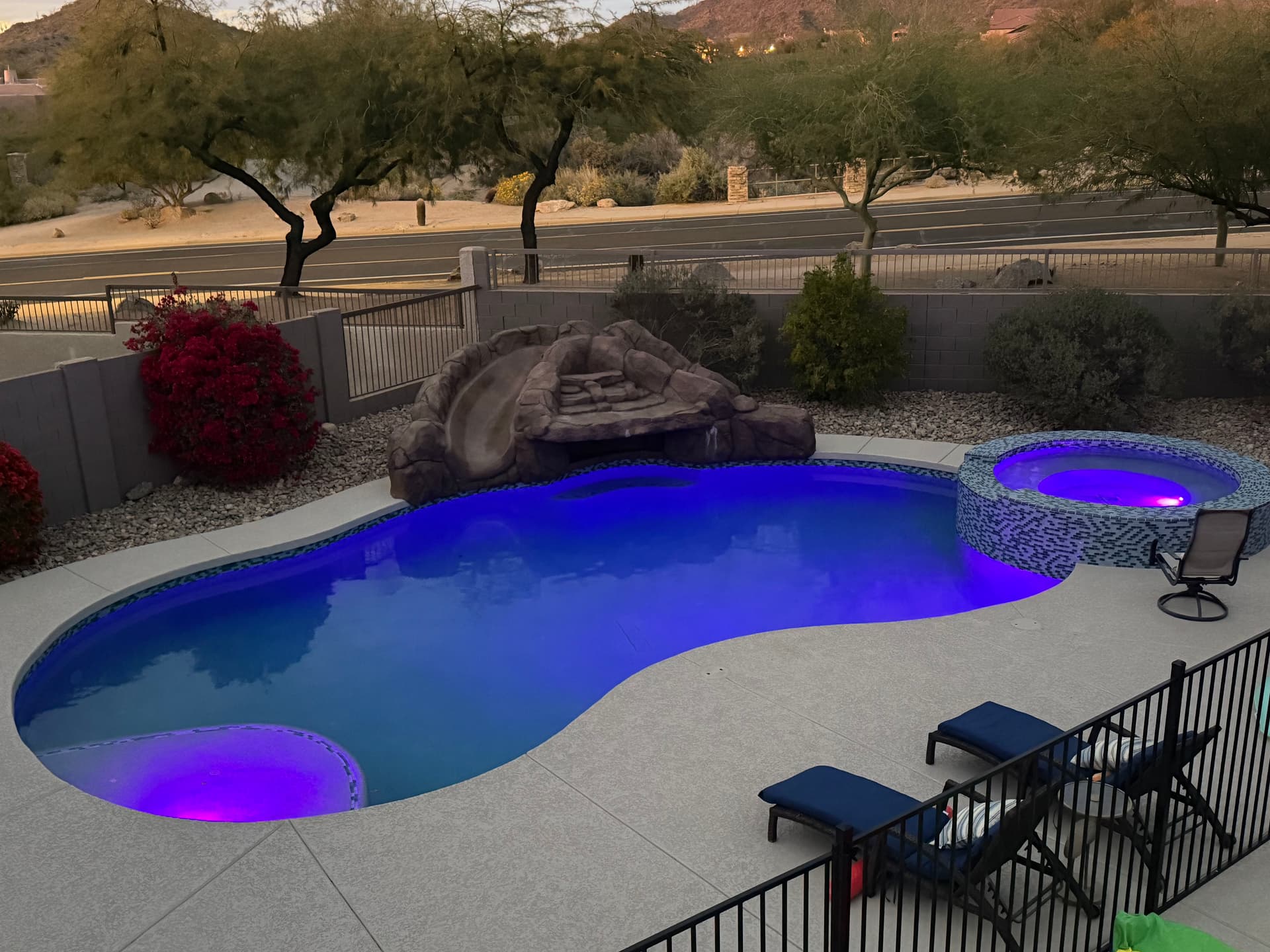 Gallery photos for Enhance Your Evenings with Custom Pool Lighting: Image #2
