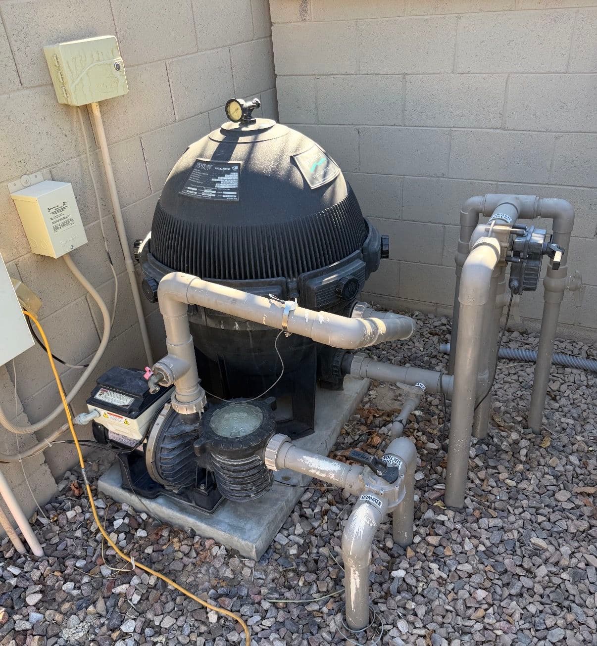 Gallery photos for New Pump and Salt System Upgrade for a Cleaner Swim: Image #1